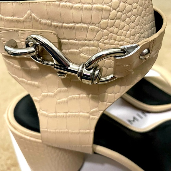 Rebecca Minkoff Malina Ankle Strap Sandal, Clay Leather, NIB - Picture 5 of 7